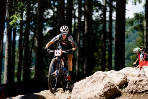 Mondraker f-Podium RR SL Race Fully mit Rock Shox Flight Attendant 