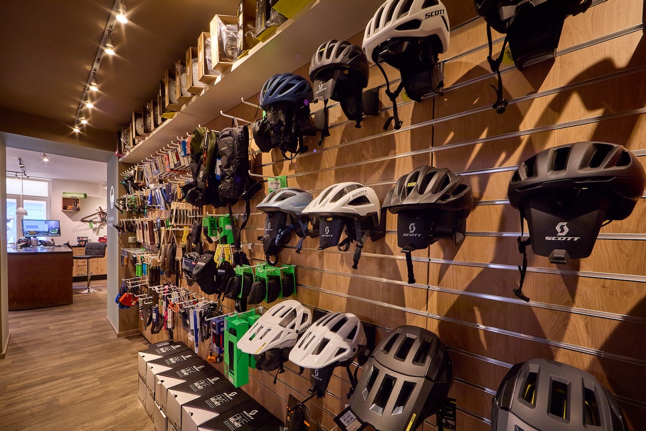 HeckAntreib Bikes + Service Mondraker Scott Nicolai Unno Enve Service für alle Bike Marken Fahrrad