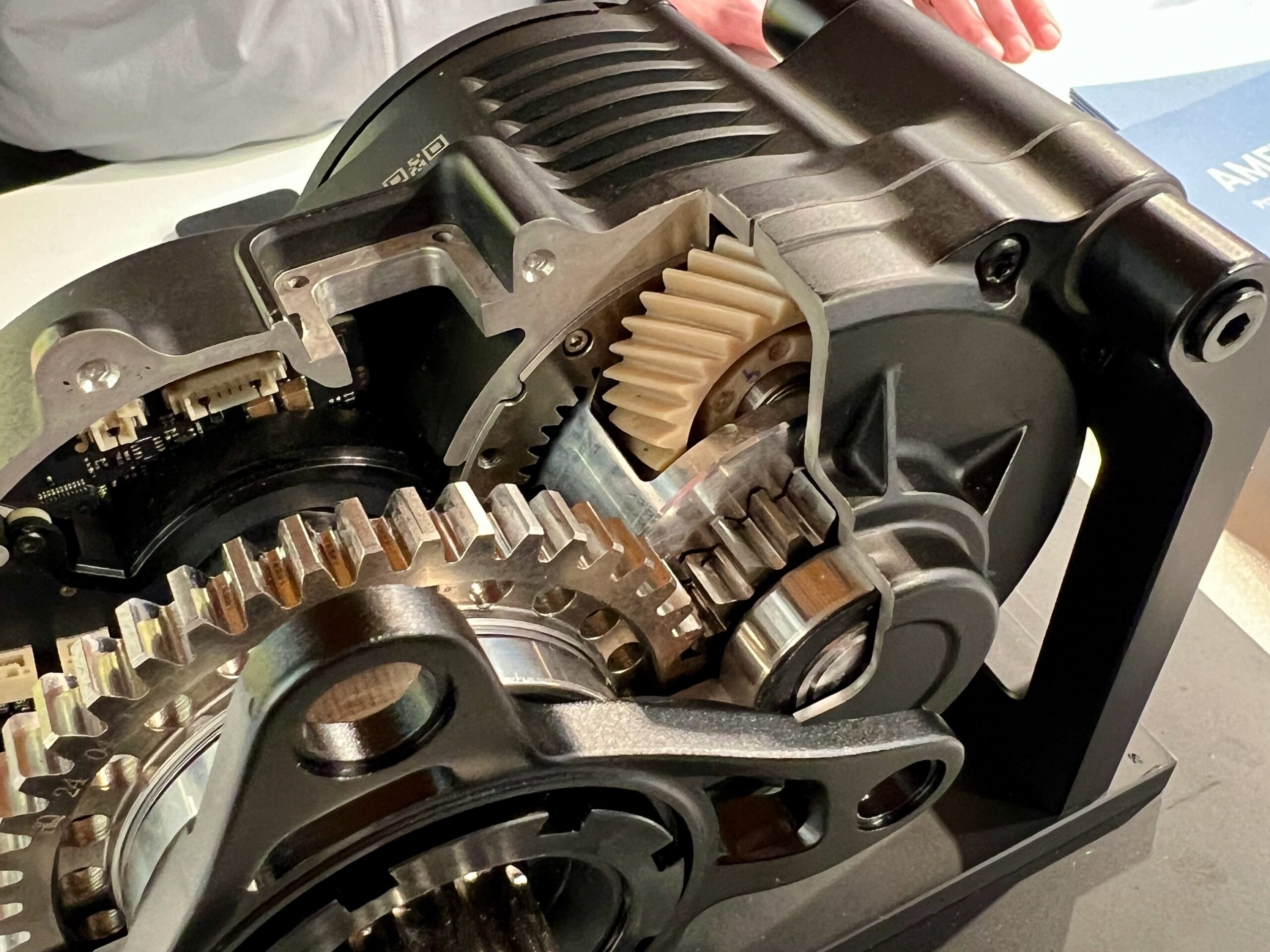 DJI Avinox Motor neu im Unno Mith