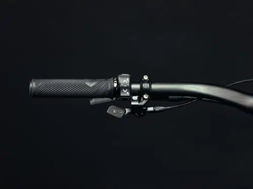 Unno Mith Race DJI Avinox Fox Factory