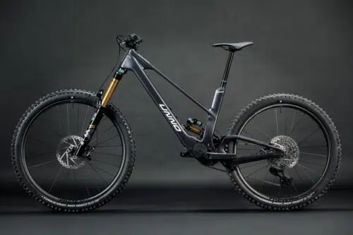 Unno Mith Race DJI Avinox Fox Factory