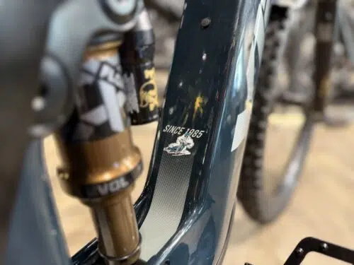 Besuch bei Yeti Cycles: Erfahre mehr über die Geschichte von Yeti und das neue 160E TQ E-Enduro mit TQ HPR 60 Motor
