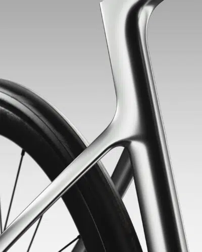 Das neue SCOTT Fastlane 20 mit Carbonrahmen, 11,1 kg, TQ HPR40 Motor & Shimano Di2 jetzt bei HeckAntrieb Bikes + Service in Wien vorbestellen.