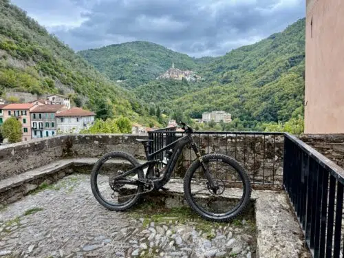 Ligurien Trailreise: 4‑Tage E‑MTB Abenteuer im Hinterland – Mondraker & Yeti im Härtetest