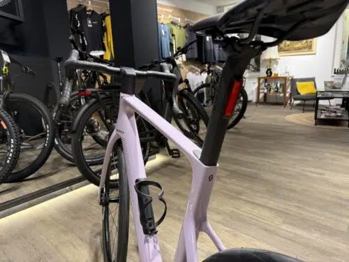 SCOTT Fastlane 20 – Leichtes E-Roadbike mit TQ HPR40 | HeckAntrieb Wien